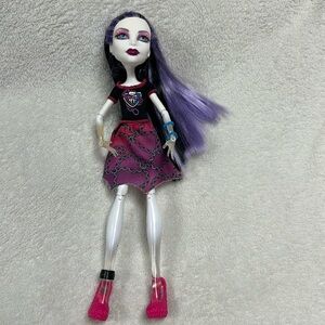 Monster High Ghoul Spirit Spectra Vondergeist Doll 2008 Mattel